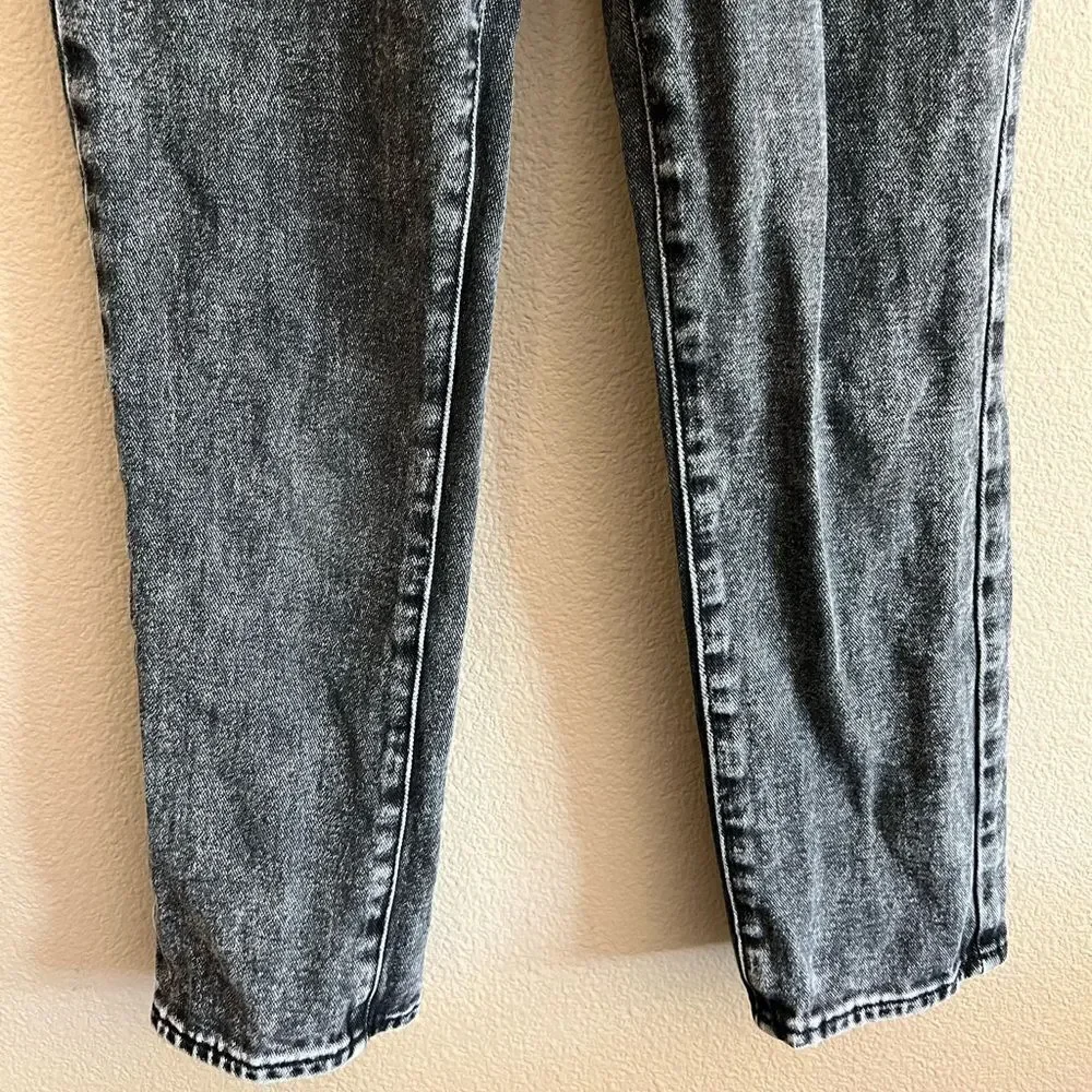 PacSun Gray High Rise Mom Jeans